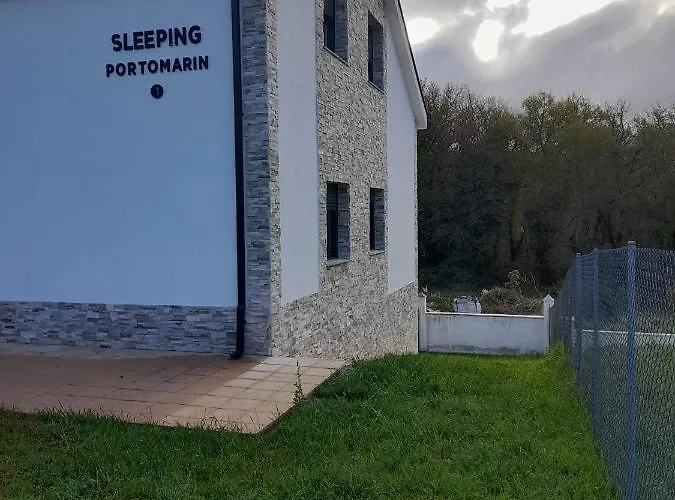 Sleeping 2 بيت ضيافة بورتومارين